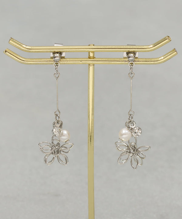 JMG250013 CO Wire Flower Earrings