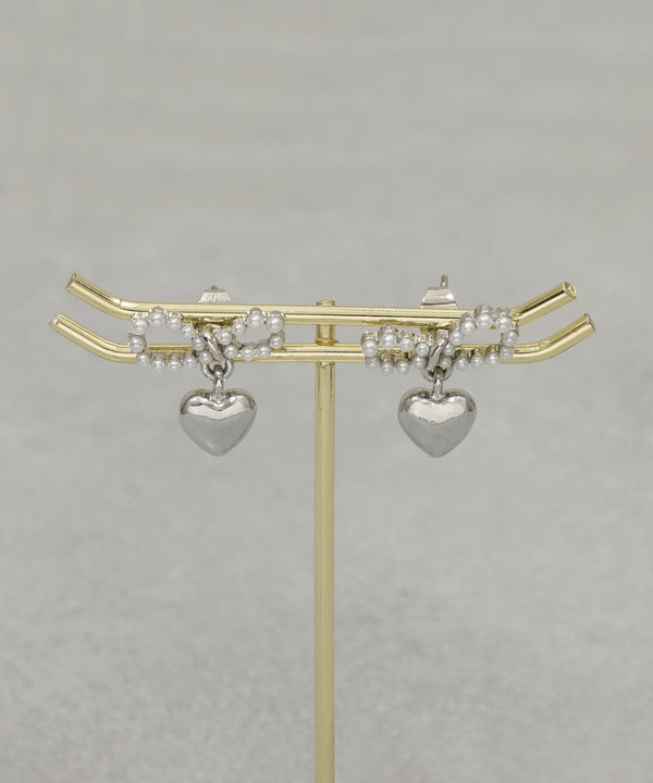 JMG250021 CO Pearl Ribbon Heart Earrings