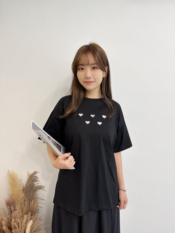 2503019 BL Heart Print Tee - Black