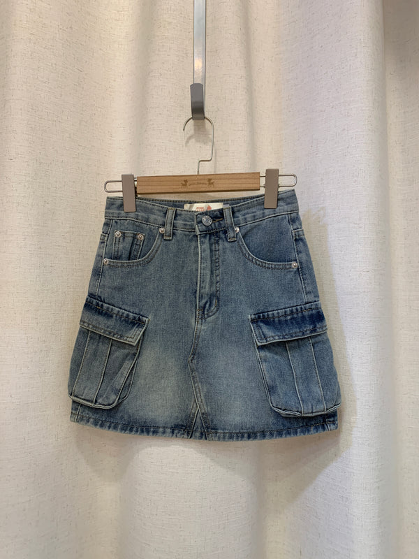 2405073 PG Pocket Short Denim Skirt