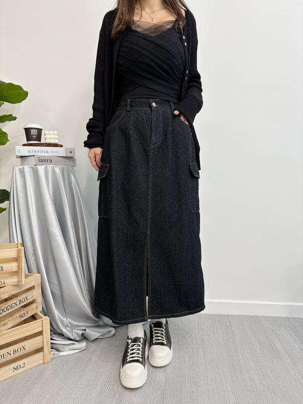 2503015 TU Cargo Denim Skirt - Black