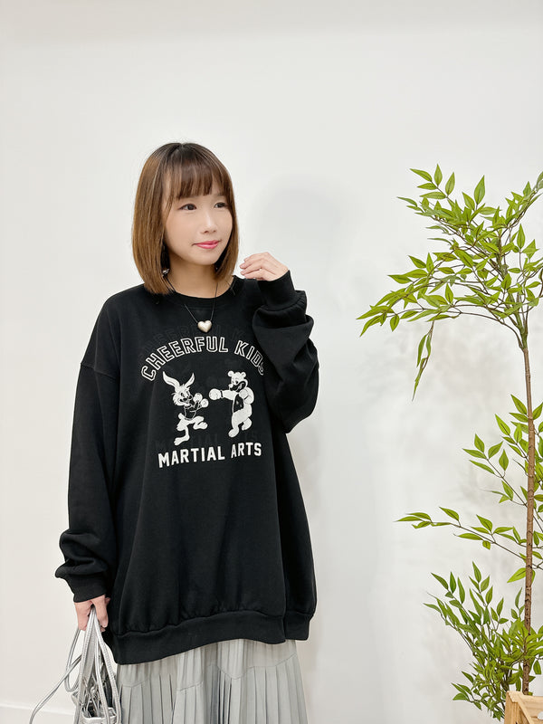 2410050 IR Character Print Pullover - Black