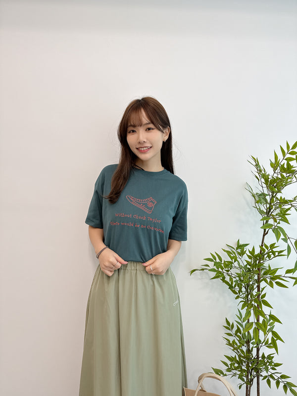 2503003 CONS Shoes & Words Print Tee - Green