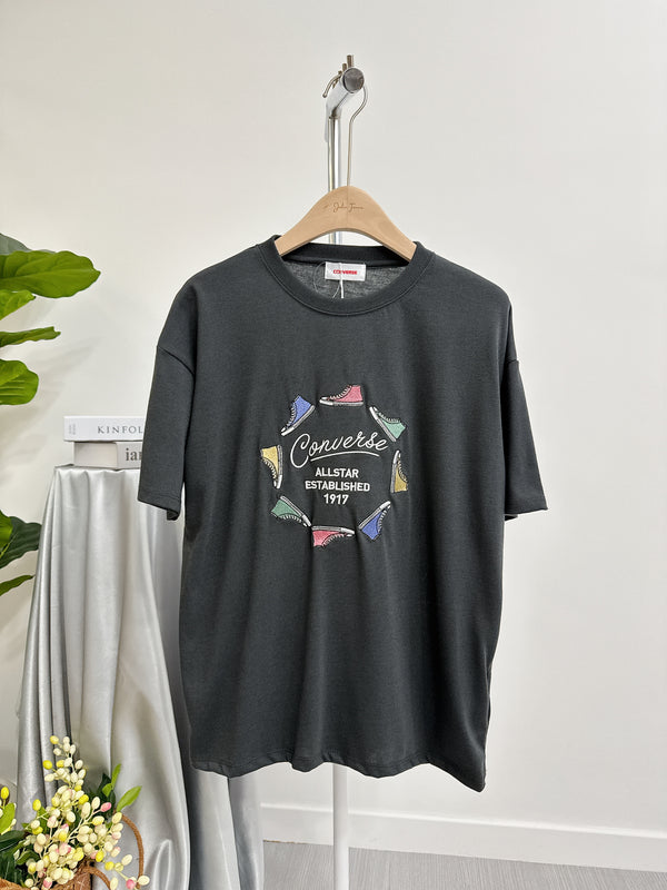 2503002 CONS Circle Embroidery Shoes Tee - Black