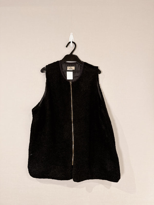 2412131 CH Fleece Vest - Black