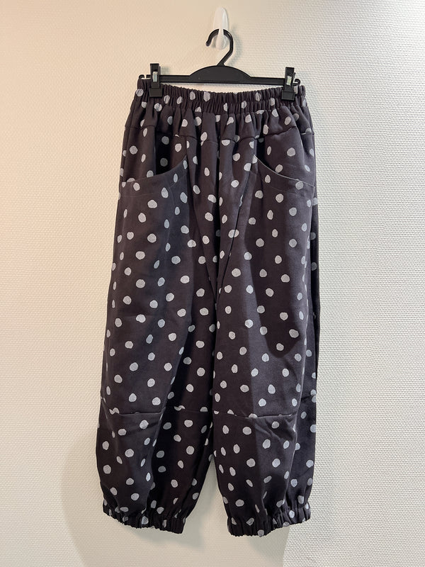 2501041 SW Dots Baggy Pants - Grey