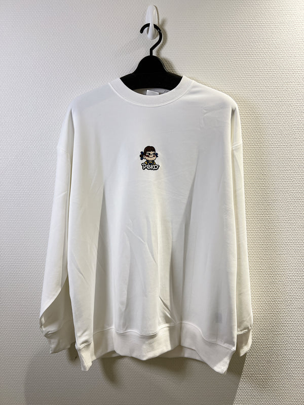 2501040 PE Peko Back Print Pullover - White