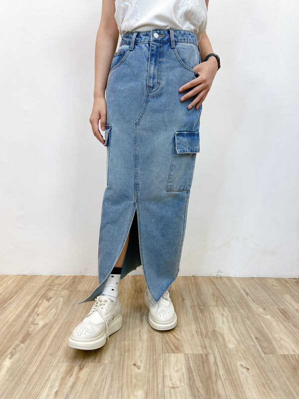 2406006 CO Cargo Washed Denim Skirt