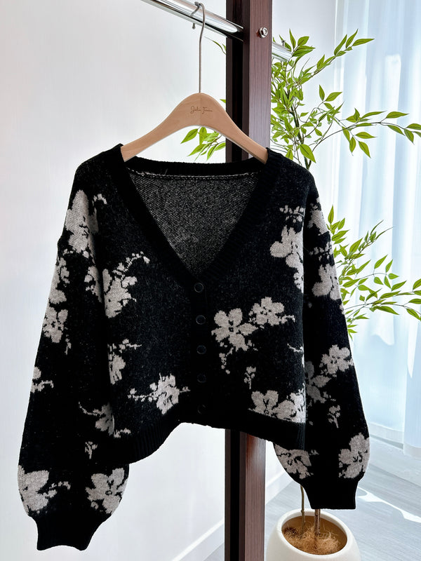 2410079 BR Floral Washable Knit Cardigan - Black