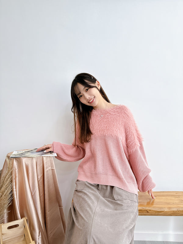 2411023 PF Switching Shaggy Knit Top - PINK